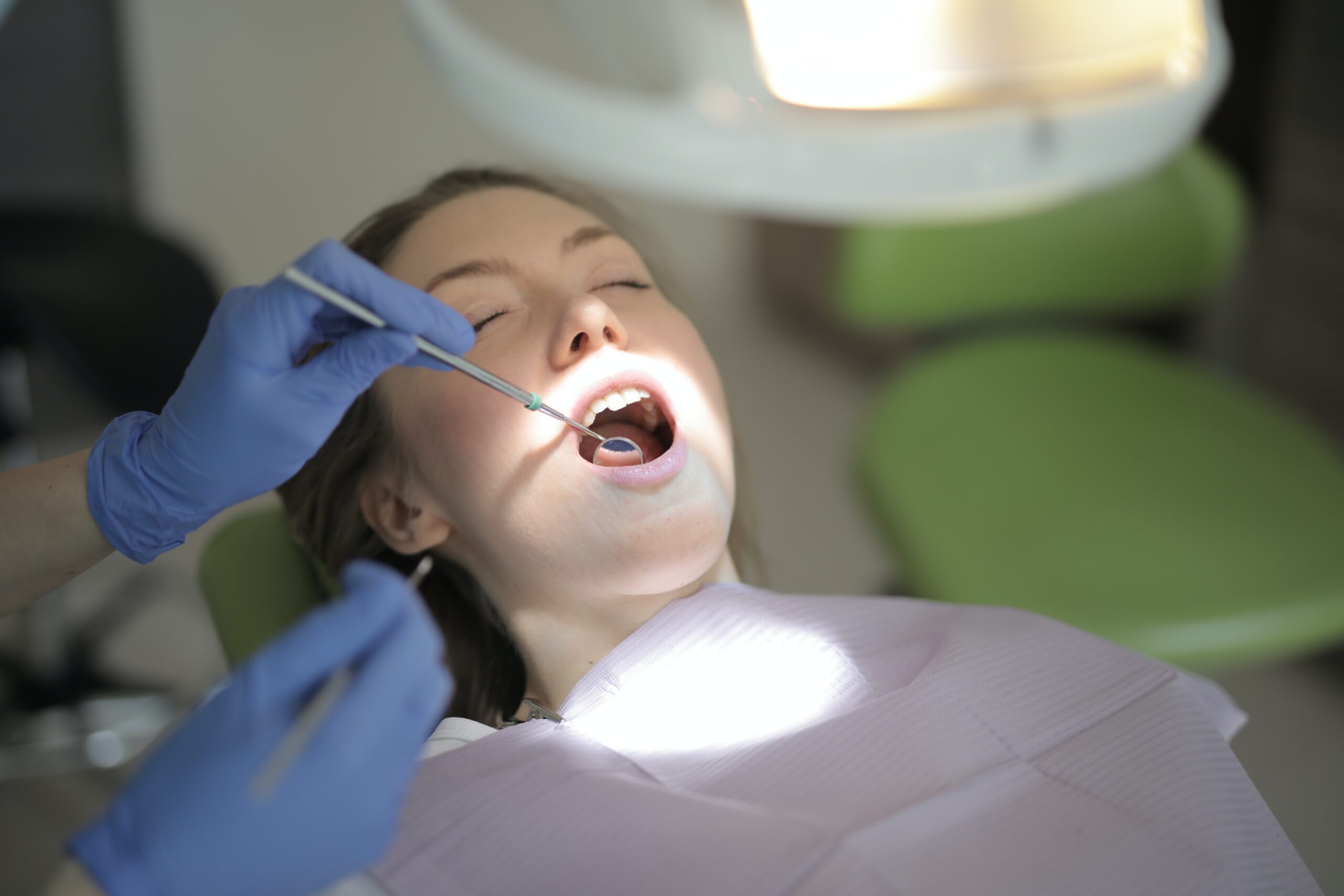 7 Signs You Need a Dental Crown